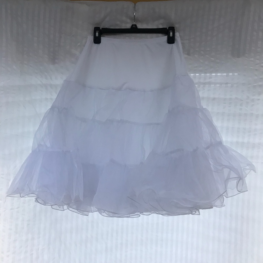 Pinup style White petticoat